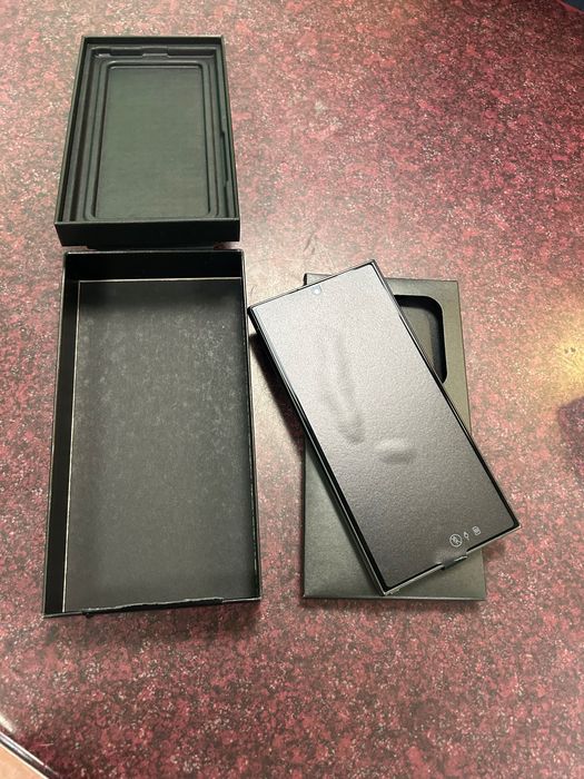 Samsung s24 ultra 256 gn