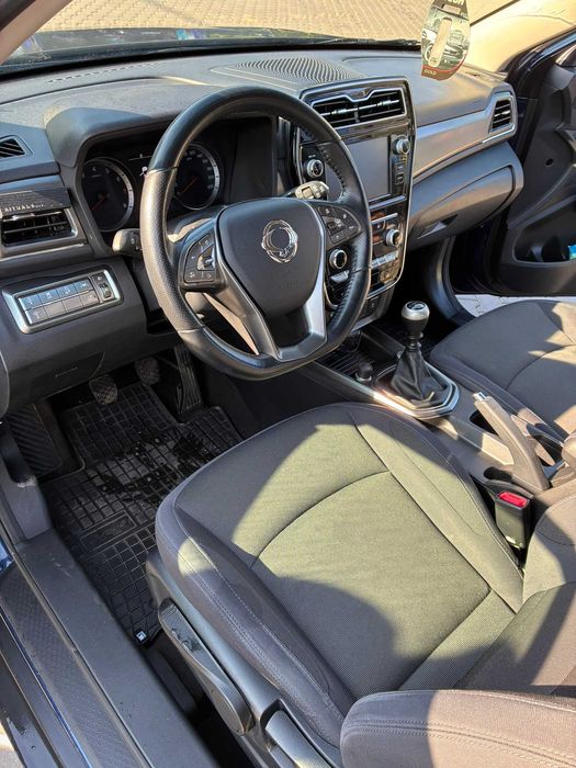 Tivoli 1.5 benzină manuală 163 cai
