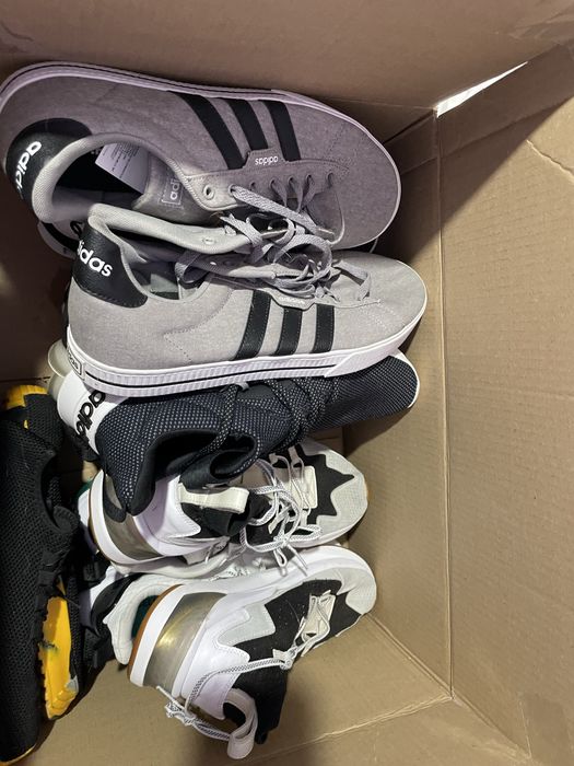 Adidasi originalu de la 40 la 45  second si noi 250 lei