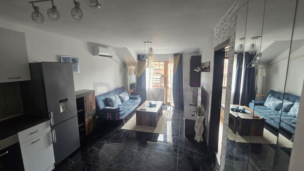 Продава се Двустаен апартамент в Варна, Лятно кино Тракия - 65 кв.м за 2522 €/кв.м - Снимка #4