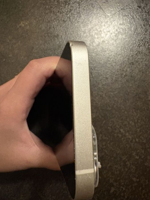 iPhone 13 – 128 GB