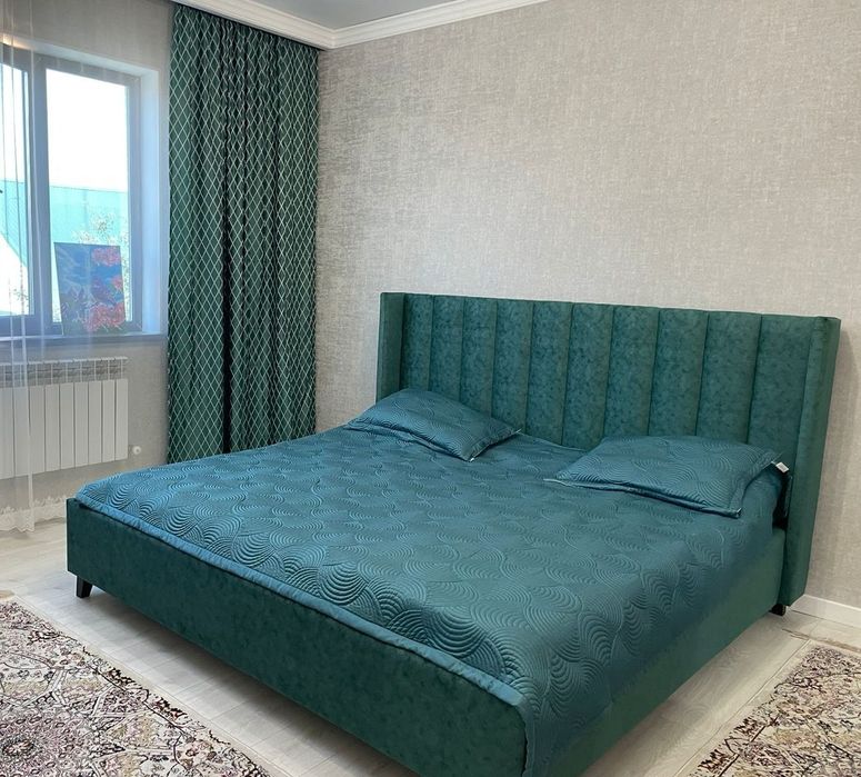 Кровать Line в мягкой обивке