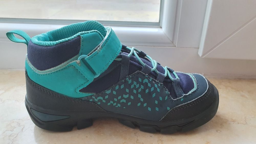 QUECHUA Dechatlon ghete bocanci impermeabil unisex marime 29 Curier