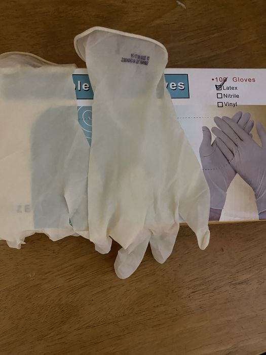 Продам перчатки опудренные