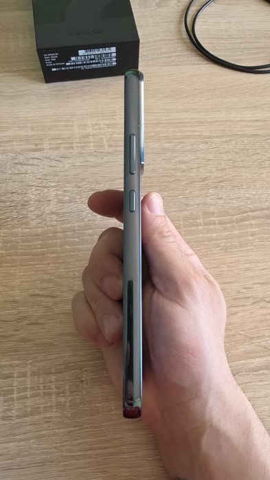 Samsung Galaxy S22 Plus - 256GB, Green, 8GB RAM