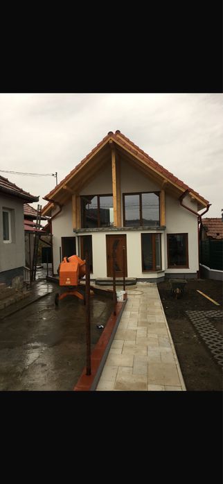 Casa de vanzare