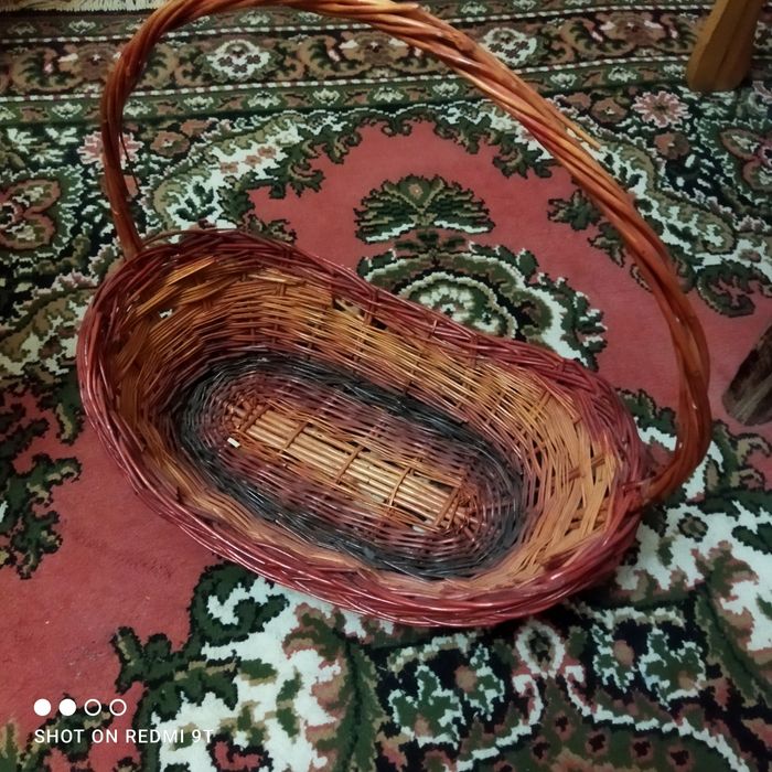 Корзина плетёная