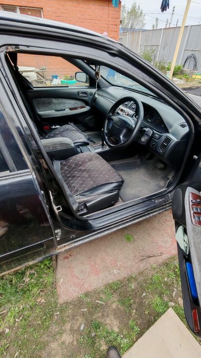Nissan Cefiro 1995 год