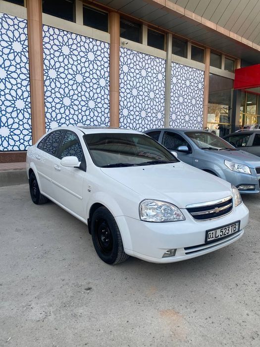 Chevrolet lacetti-2011