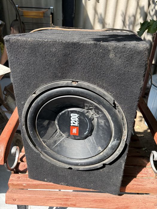Jbl 1200 Сабвуфер с коробом оригинал
