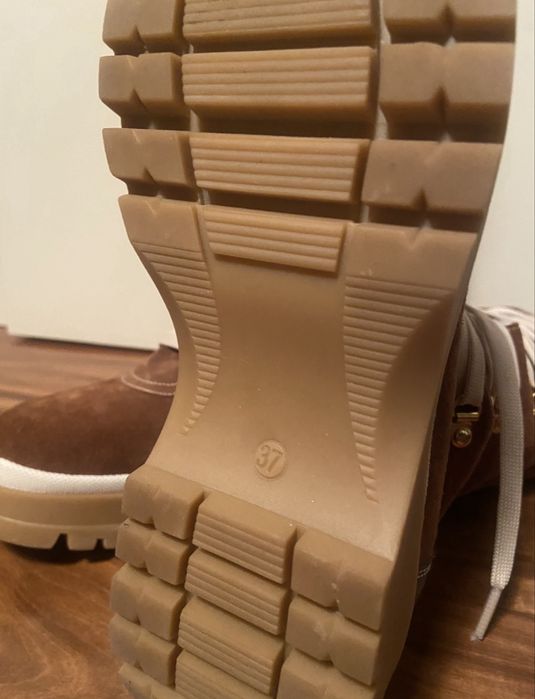 Ботуши Baldinini 37 номер НОВИ