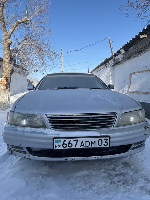 Продам машину nissan cefiro a32
