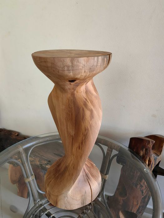 Арт помощна масичка