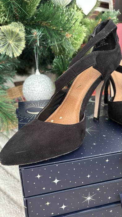 Дамски официални обувки на ток – черни Размер EU 38