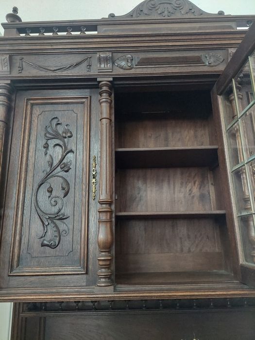 Vitrina second din lemn masiv