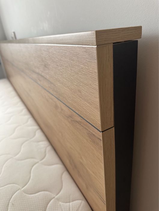 Кровать двуспальная