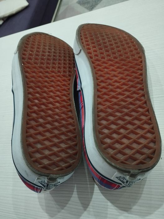 Incaltari adidasi tenesi Vans marime 44
