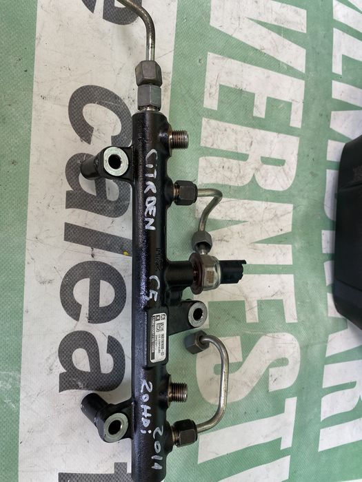 Rampă injectoare Citroen C5 2.0 hdi 2011