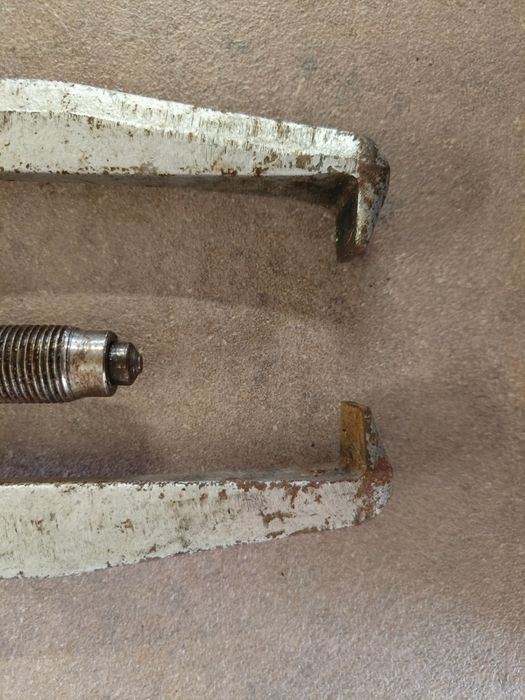 Двураменна Скоба за вадене на лагери Buco Germany