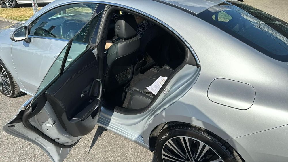 Mercedes-Benz CLA 180