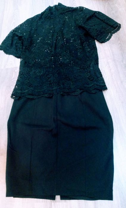 Нова рокля  VRS M (няма еластичност)15 лв 
Цена