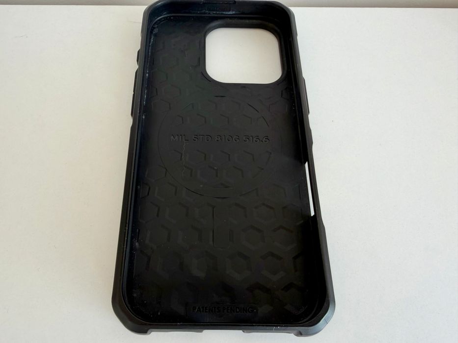 Калъф за iPhone 16 Pro