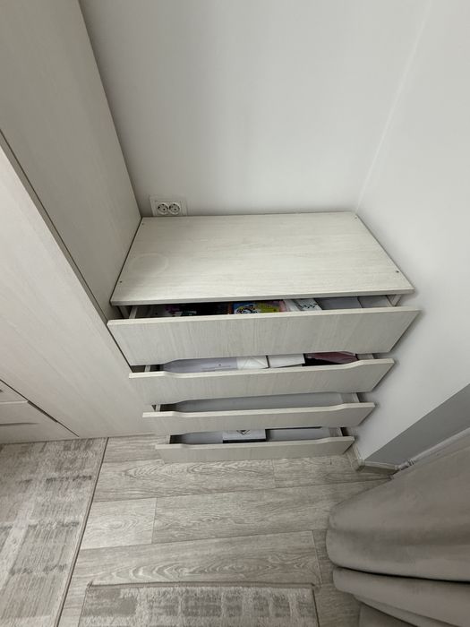 Продаю шкаф и комод