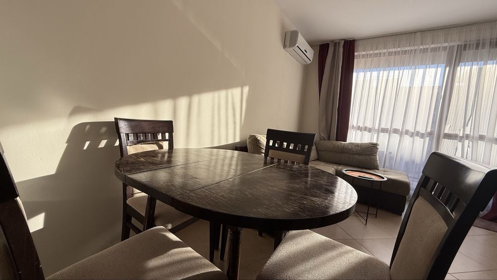 Диван, маса, 4 стола