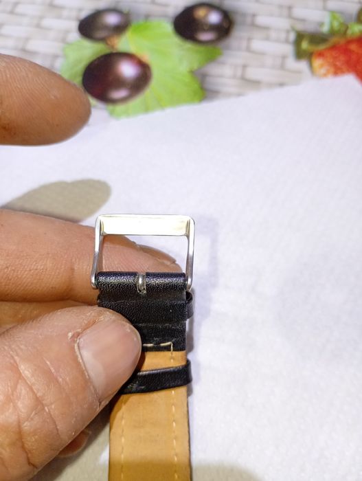 Ceas bărbătesc de vânzare preț 3000 lei