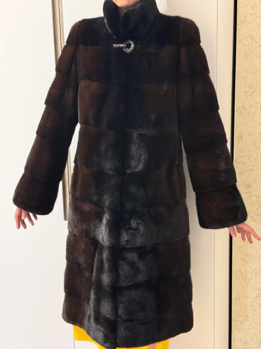 Шуба норковая продам