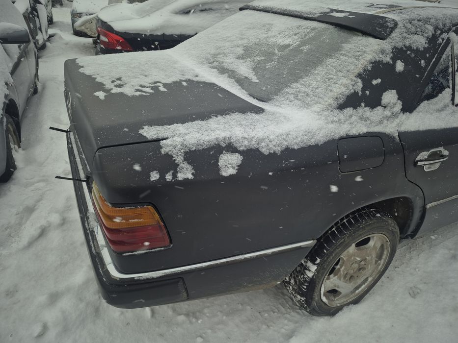 Продам Мерседес 124