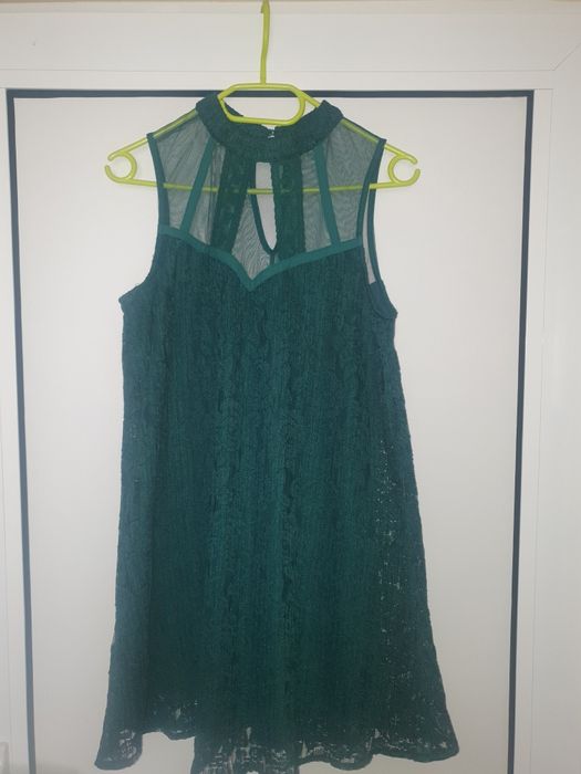 Дамски дантелени рокли