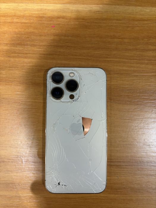 Iphone 13 pro б/у, писать только на ватсап