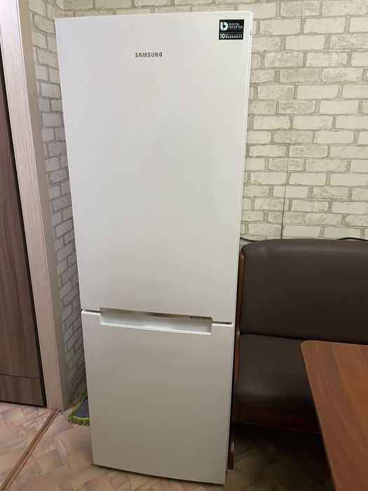 холодильник SAMSUNG срочно