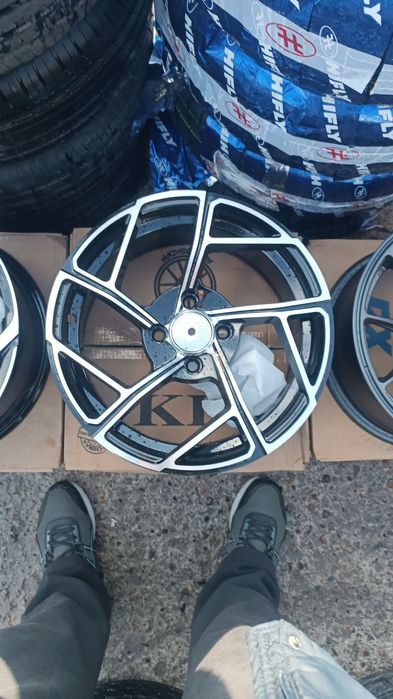 15 R Sport diskala yangi