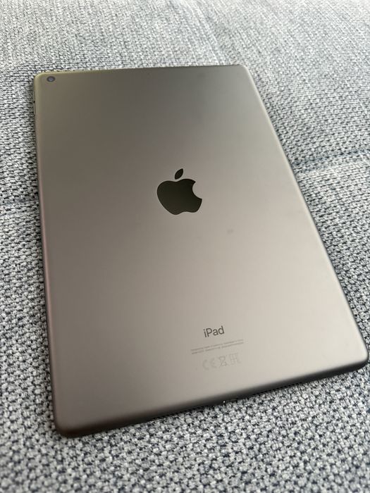 Apple iPad 10.2″ (8th gen)