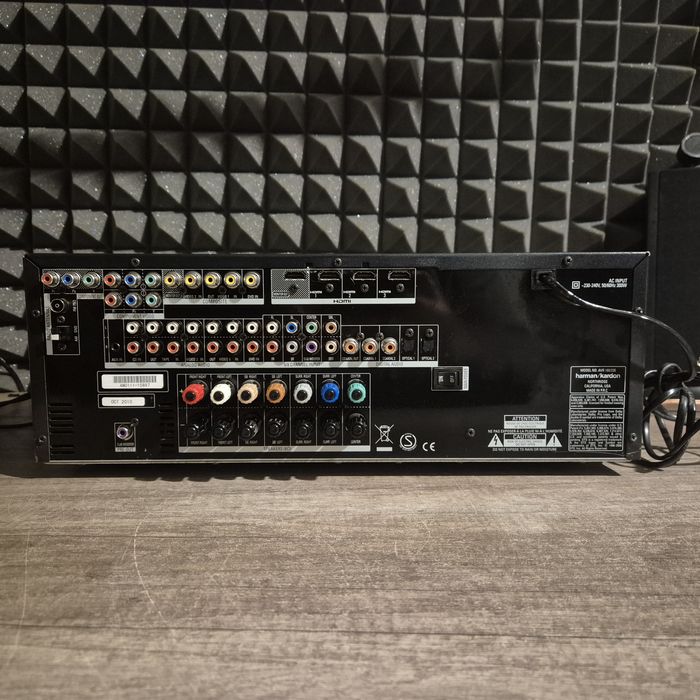 Топ състояние! Усилвател / Ресивър Harman Kardon AVR 160