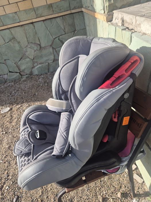 Продам автокресло