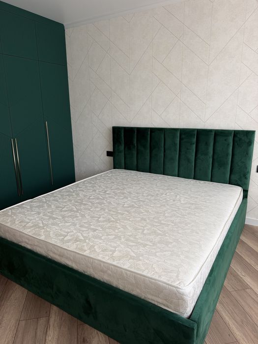 Продам кровать и матрас