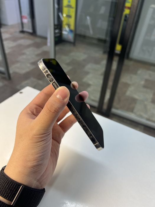 Продам iPhone 12 pro