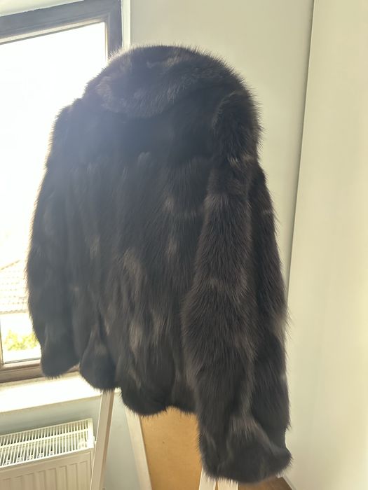 Blană naturală vulpe de culoare neagră cu inserții gri, marime 42/44