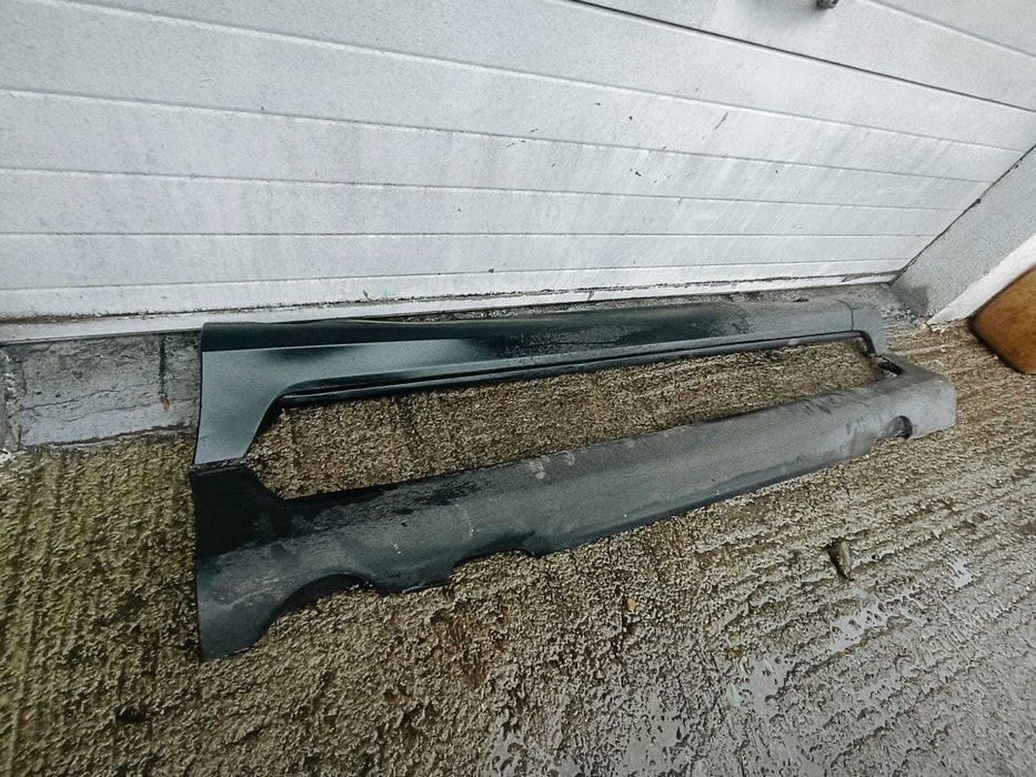 prag plastic stanga dreapta OEM VOLVO XC60 2009 2013