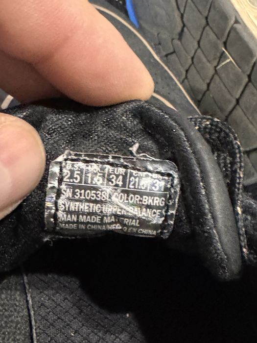 Skechers  34 Eur UNO GEN1 - COOL HEEL 310538L-negru/auriu