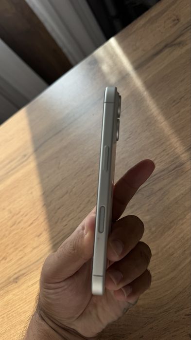 Iphome 16  258 гб