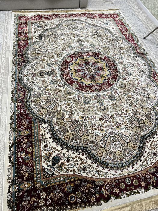 Новый ковер с размером 2*3