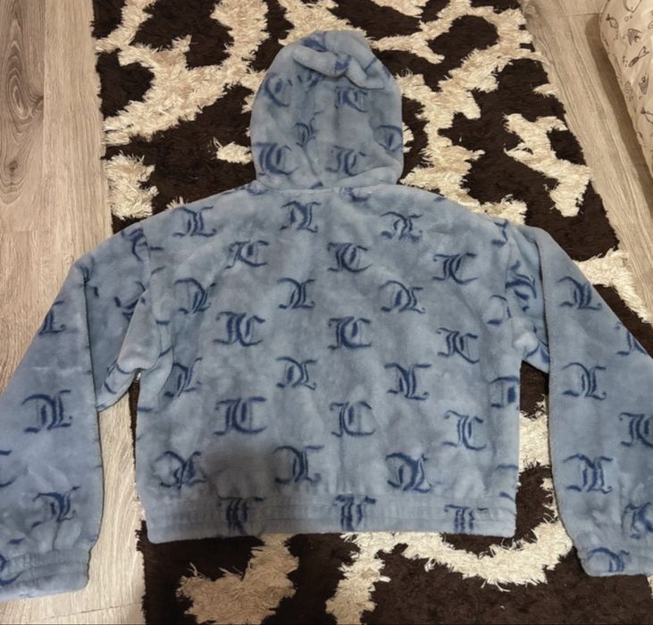 Jacheta pufoasa Juicy Couture