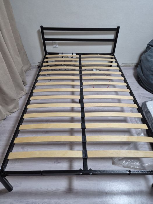 Кровать  срочно продам