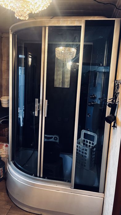 Продам душевую кабину