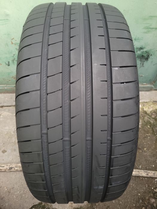 275 40 20 O BUCATA Anvelopa de vară  Goodyear Eagle F1