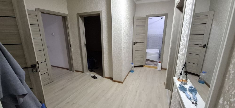 Продается 4 комнатная квартира